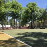 Rubbervloer, EPDM rubber, naadloos, waterdoorlatend, valdempend, HIC waarde, speelwaarde, circulair, eigen kleurmix, onderhoudsvriendelijk