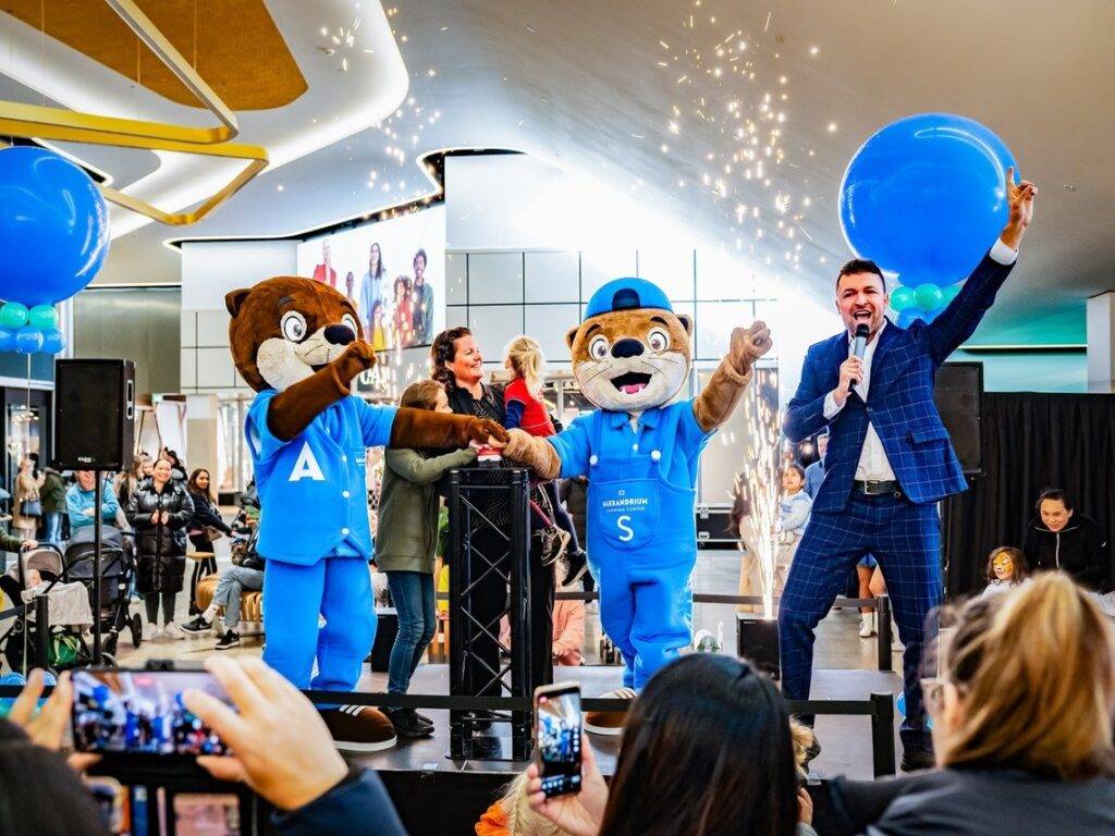 Indoor speeltuin, winkelcentrum Alexandrium Rotterdam, Klepierre, Monstrum speeltoestellen, rubbervloer, interactief spel, binnenspeeltuin