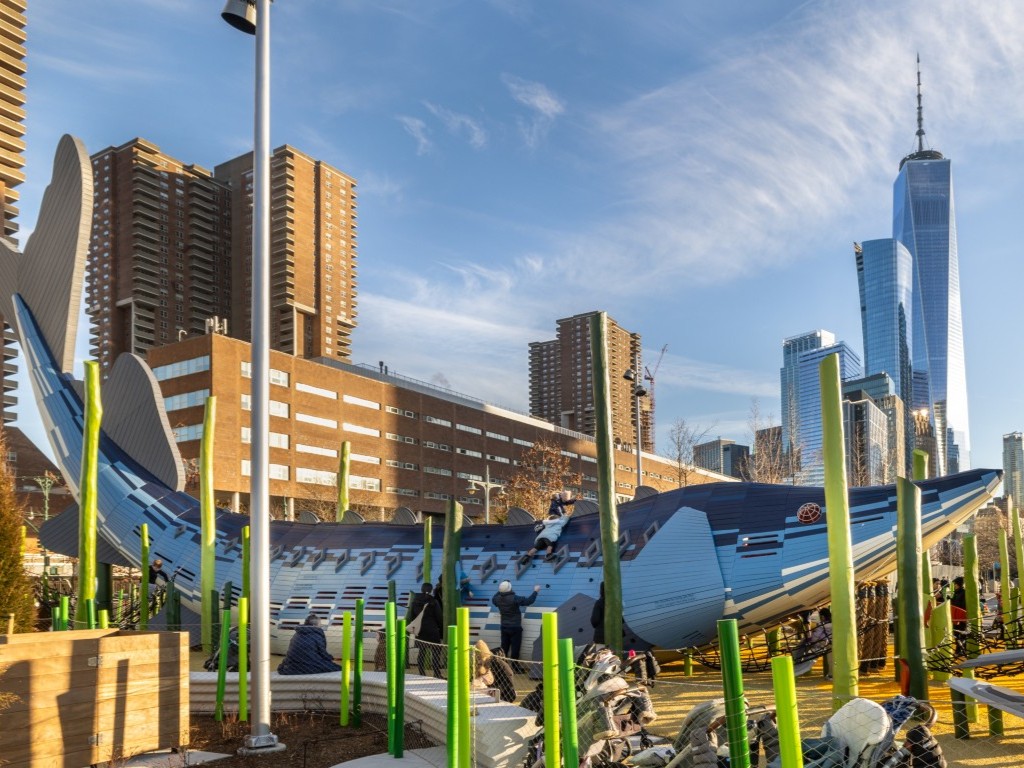 Monstrum artistic playgrounds, speeltoestellen, Denemarken, unieke speeltuin, bijzondere thematische speelplaatsen