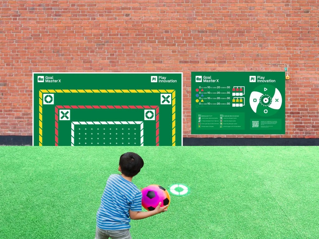 Target Games, speelaanleiding voor schoolplein en sportveld. Latje Trappen, Voetballen, sportspellen, muurspellen.