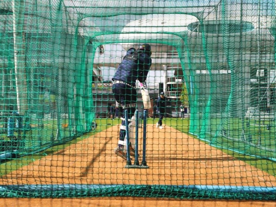 SW Cocoturf cricket, natuurlijke vaste ondergrond, alternatief voor kunstgras voor cricket. Kokosmat cricket ondergrond