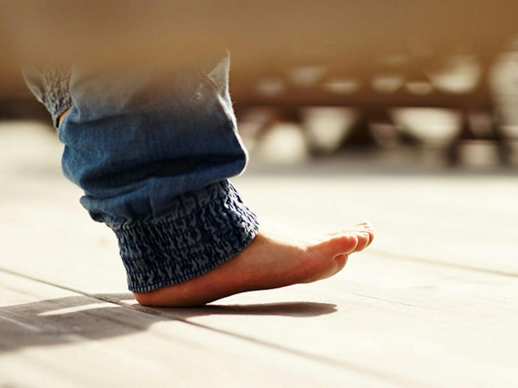 SW Shockdeck, een valdempende vlonder. Natuurlijke houten valdemping voor speeltuinen en daktuinen